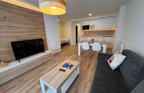 Apartamentos Pirineos Rent - Photo 9