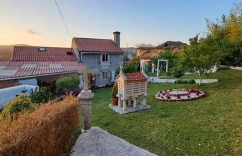 Villa Gondomil - Foto 1