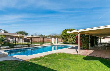 North Phoenix 6 Bedroom With Guest House & Pool! - Foto 51