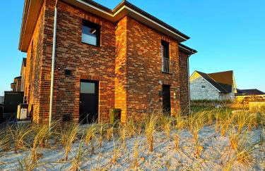 Haus Viking mit 2 Ferienwohnungen Bjorn 4 Pers und Floki 6 Pers mit Düne und Garten - Foto 1