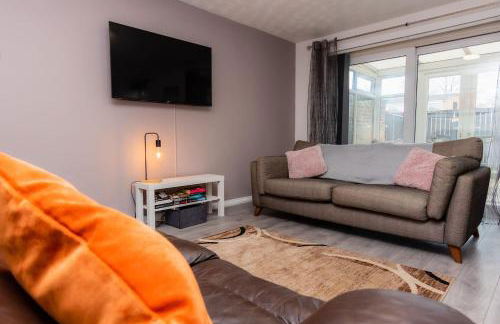 Stridingedge - 3 Bedroom 5 beds Sleeps 6 Ideal For Contractors - Foto 1