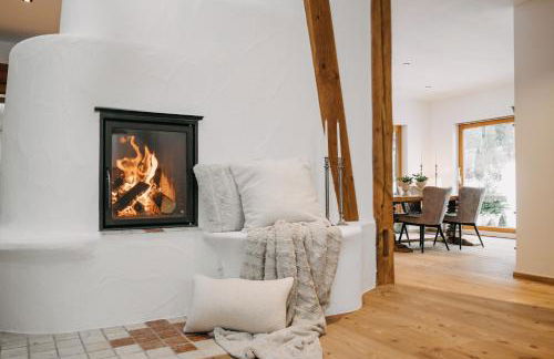 Mika Hof exklusive Apartments in Alleinlage mit Terrasse & Weitblick - Photo 2