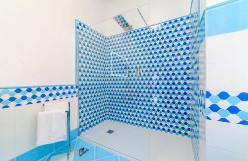 Sirenuse Home & Suites - Photo 23