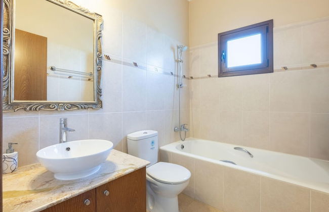 Villa Kambos Ena in Polis - Photo 24