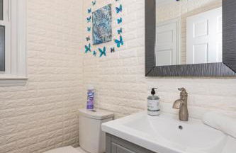 Arcade, Ping Pong, Hot Tub, Gas Grill, & King Bed - Photo 40