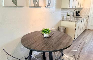 Sunny Miami Beach Getaway , Steps from the Ocean! - Foto 2