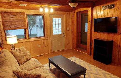 South Haven Getaway -Close to Beach & Town - Foto 11