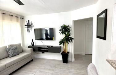 House Aurora next to Bush Gardens - Foto 27