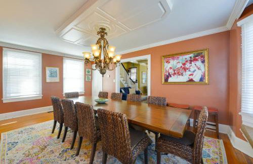 Striking Cape May Getaway, Steps From the Beach! - Foto 7