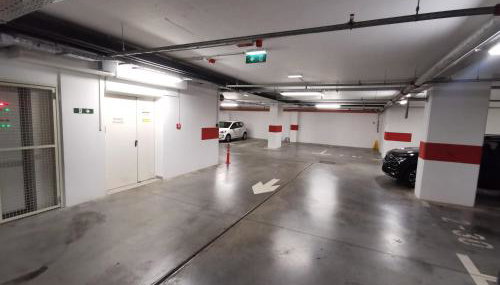 CITY CENTER PEARL #new#free reserved parking in garage elevator direct access#business and pleasure#city view&balcony&sunny&cafes&markets&tram#city center#working room#2 toliets#2 bedrooms - Foto 2