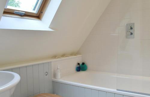 Brookside Cottage - Photo 14