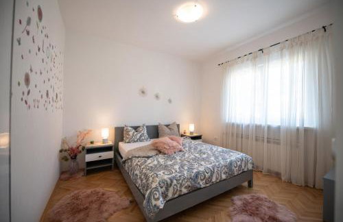 Ika Blue Studio - Photo 61