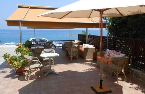 ASIMENIA STUDIOS - Photo 2