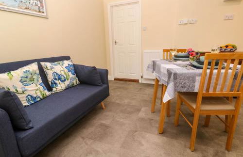 Little Acorns - Photo 10