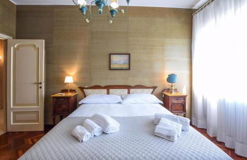 Beautiful Home In Porto Potenza Picena - Photo 22