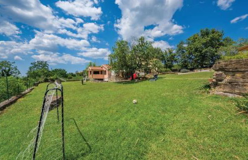 Four-Bedroom Holiday Home In Groznjan - Foto 11