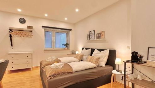 BELLAHOMES Apartments, Ground Floor, Aircondition, Private Parking, Airport 30 min - Foto 3