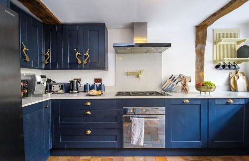 Huge Deluxe 600 Year Old Essex Manor, Hot Tub, Cinema Room, Sky Tv - Foto 4