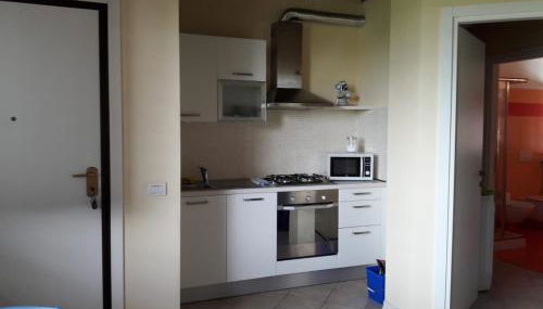 Silenzioso, posto auto, 2km da Lodi, 30 km da Milano - Foto 3