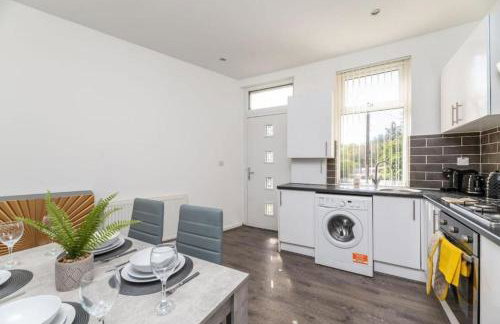 Leeds Beautiful Home - Parking - Yorksha Property - Foto 13