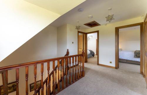 St Michael's - Photo 38