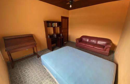 CASA inteira entre Guaratiba e Campo Grande, Rio de Janeiro, RJ - a 40 min da praia, próximo ao Estádio Miecimo da Silva e Park Shopping-Ideal para descanso, encontros, festa e lazer-3000 m2 - Foto 10