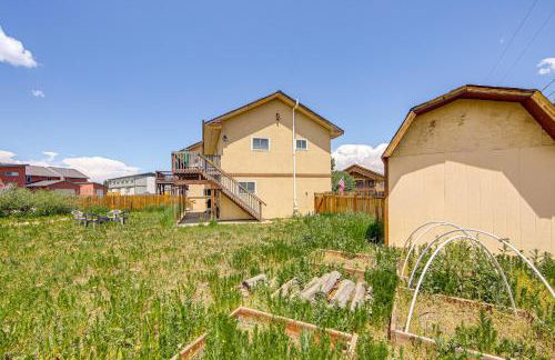 Hike, Ski and Explore Townhome with Yard in Fraser! - Foto 29