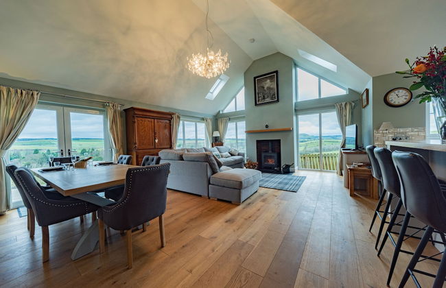 Hillcrest - 8 Person Luxury House and Hot Tub - Foto 1