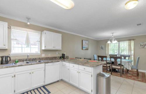 Seaside Sanctuary close to Navarre Beach! - Foto 7