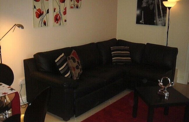 South Beach Apartments - Photo 17