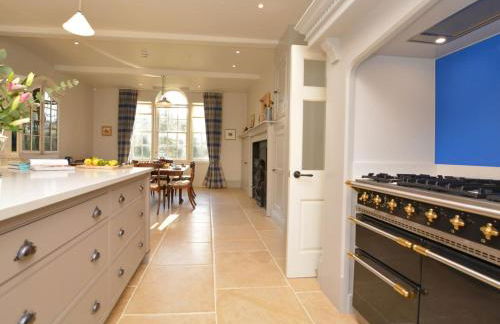 8 Bed in Huddersfield oc-72814 - Foto 2