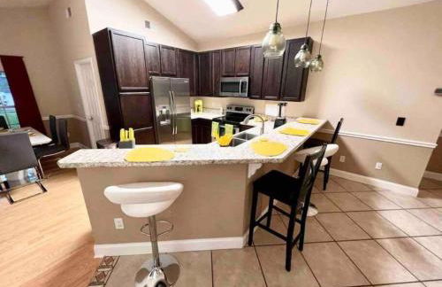 102 Getaway Villa 4bed with pool near Disney - Foto 8