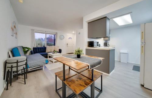 Near Tech Hub and Transit Central Bellevue Home - Foto 2