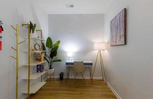 Book Cozy King Bed Now 25 Percent OFF Spring Special! - Foto 23