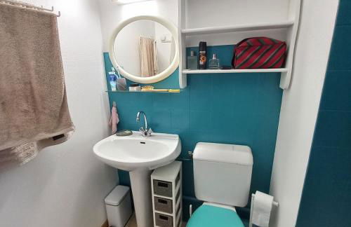 "LE COEUR GRAU" 4 personnes , parking privé , proche mer et tout commerces , 10 mn du centre ville à pieds - Foto 8