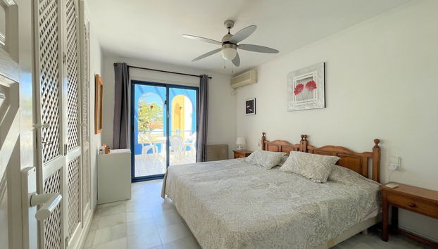 Belvilla by OYO Minarete 13B - Foto 2, Habitación