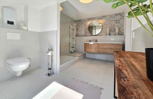 Alpha Apartments - Photo 29