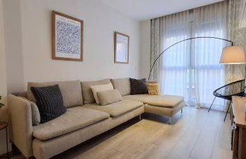 Elegante y cómodo - A 10 minutos de Chamartín - Foto 4