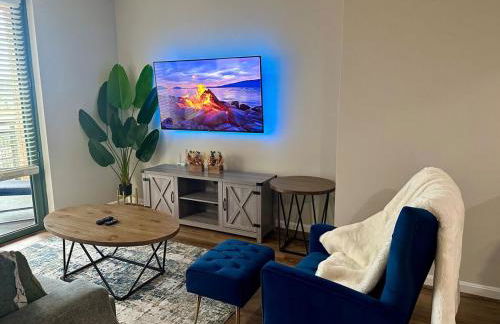 Beautiful Arlington Apartment with Pool & Parking! - Foto 34