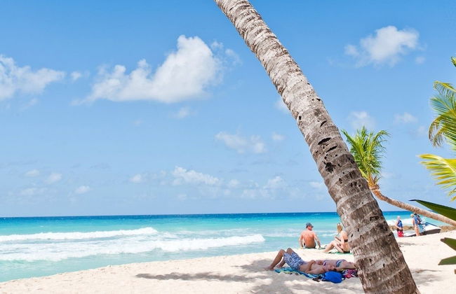 Modern 2-bed Apt Near Beach In St. Lawrence Gap 2 Bedroom Apts by Bluescape - Foto 64