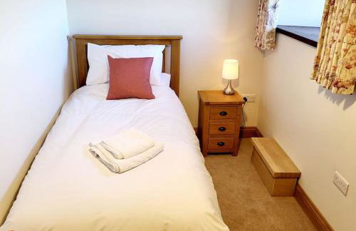 Meadow View - Photo 14