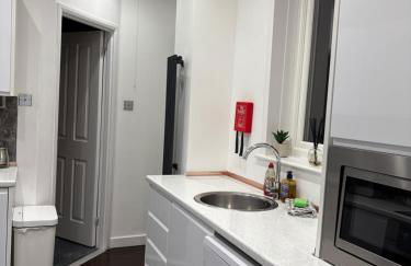 Grosvenor 126 Trendy Jesmond Whole Apartment - Photo 54