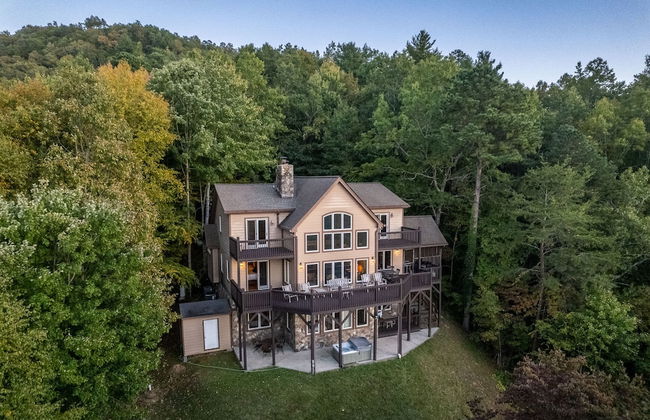 Lake Views Luxury Hottub Game Rm 5bed 4 5bath - Foto 11