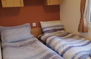 Parkdean Kessingland Beach Holiday Chalet - Photo 20