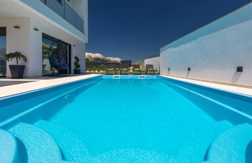 Villa Supernus II with Heated Pool - Photo 45