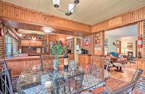 Pet Friendly Home with Hot Tub, Patio and Game Room! - Foto 5