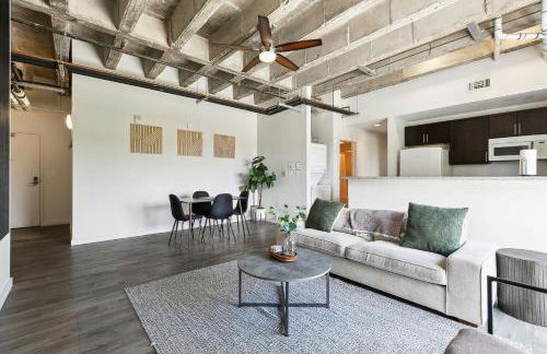 Industrial Downtown Apartment - 2BD 2BA - Foto 2