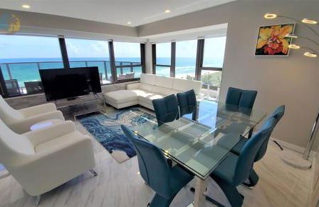 Luxury Beach Resort - HORA RENTALS - Foto 35