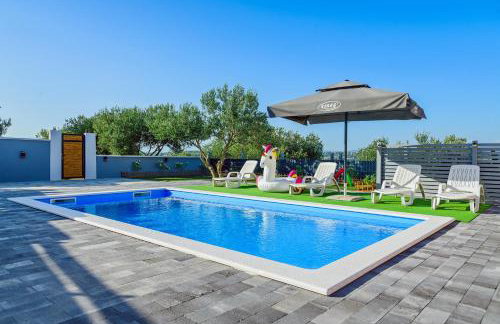 Countryside holiday home - pool - big terrace - Foto 24