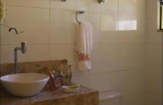 Casa Ampla Ideal para Hospedagem Familiar, até 8 pessoas - Foto 8